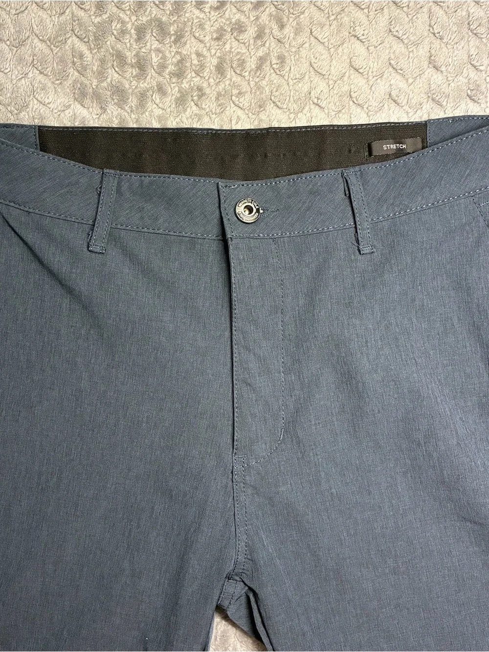 Kenneth Cole lightweight flat